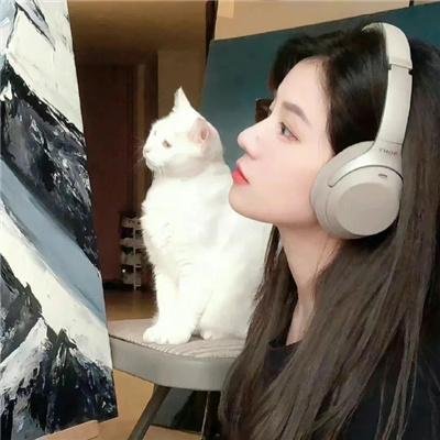 幕后女英雄